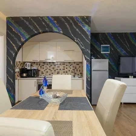 Apartman In Okrug Gornji With Sea View, Terrace, Air Conditioning, Wifi 5134-1 *