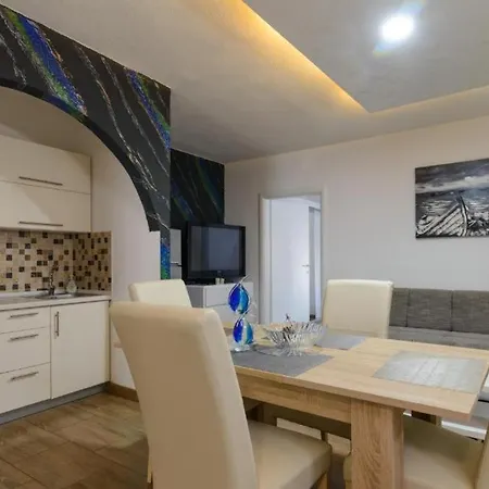 In Okrug Gornji With Sea View, Terrace, Air Conditioning, Wifi 5134-1