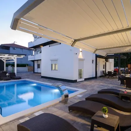 In Okrug Gornji With Sea View, Terrace, Air Conditioning, Wifi 5134-1 公寓 特罗吉尔