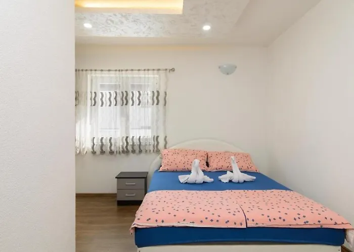 In Okrug Gornji With Sea View, Terrace, Air Conditioning, Wifi 5134-1 Trogir
