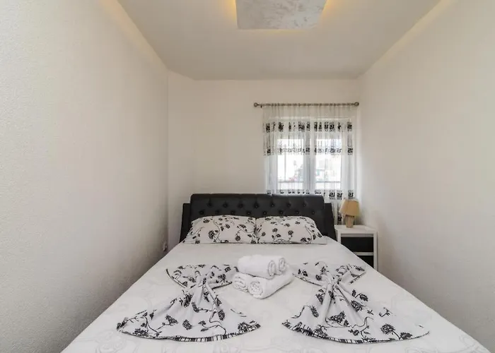 Apartment In Okrug Gornji With Sea View, Terrace, Air Conditioning, Wifi 5134-1 Trogir