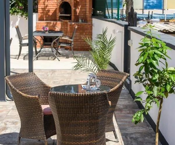 Apartment In Okrug Gornji With Sea View, Terrace, Air Conditioning, Wifi 5134-1 *